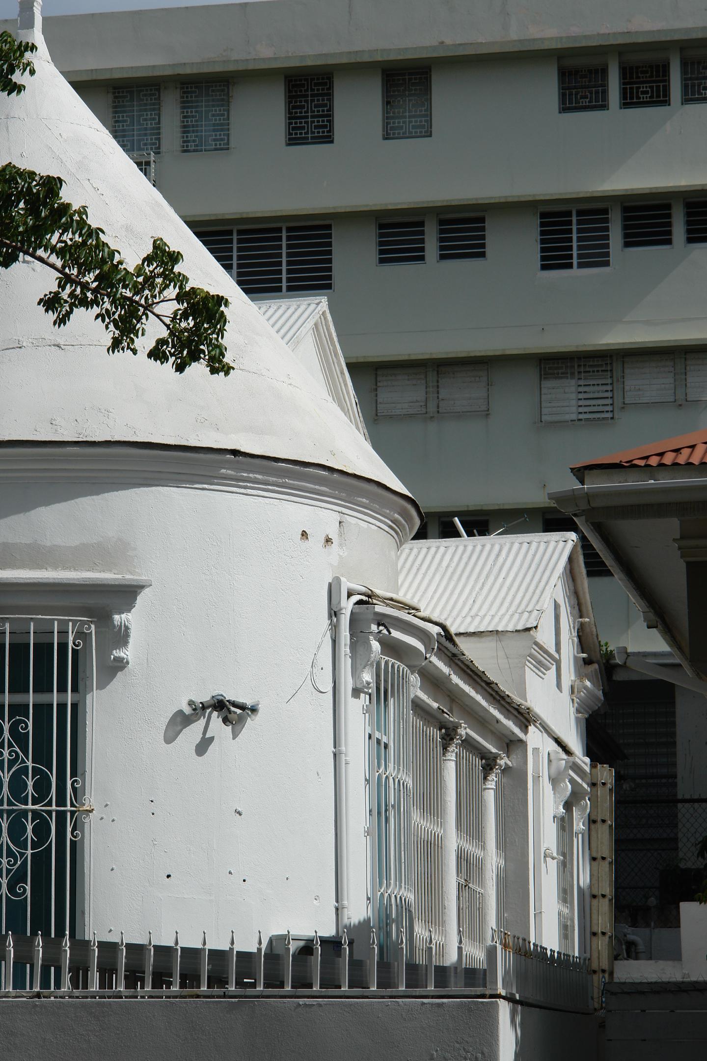 Casa en la calle Unión 669 esquina Avenida Fernández Juncos - San Juan (Miramar) - 2011 00001